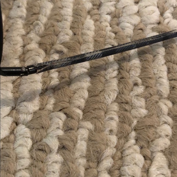 BURBERRY SUNGLASSES - Picture 4 of 8